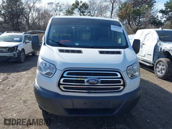 ✅ 2018 Ford Transit • VIN: 1FTYR1ZM2JKA58427 • Lot: 41830498. Listed on IAAI with 88,565 mi. Free auction sales archive from the USA and detailed vehicle history report at DreamBid. Image 12.