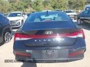 ✅ 2025 Hyundai Elantra SEL Convenience • VIN: KMHLS4DGXSU935782 • Лот: 43507597. Опубликован ранее на IAAI с пробегом 19 234 миль. Бесплатный доступ к архиву аукционных продаж из США и подробный отчёт об истории автомобиля на DreamBid. Изображение 16.