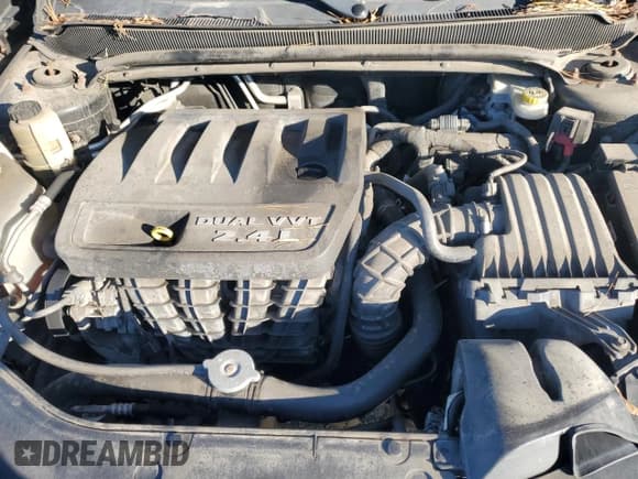 ✅ 2012 Dodge Avenger SXT • VIN: 1C3CDZCB7CN190507 • Lot: 92576205. Listed on Copart with 175,906 mi. Free auction sales archive from the USA and detailed vehicle history report at DreamBid. Image 11.