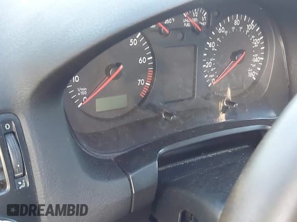 ✅ 2000 Volkswagen Jetta GLS • VIN: 3VWSE29M6YM174723 • Lot: 43751622. Listed on IAAI with Not provided. Free auction sales archive from the USA and detailed vehicle history report at DreamBid. Image 7.