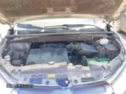 ✅ 2019 Toyota Highlander LE Plus • VIN: 5TDZZRFH8KS332007 • Lot: 43328913. Wystawiony na IAAI z przebiegiem 159 743 mil. Bezpłatny archiwum sprzedaży aukcyjnych z USA i szczegółowy raport historii pojazdu na DreamBid. Zdjęcie 10.