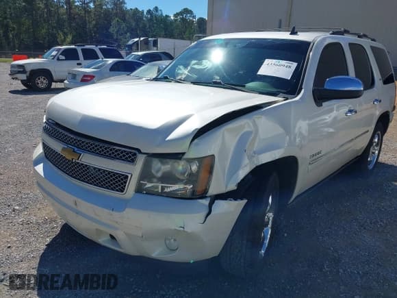 ✅ 2013 Chevrolet Tahoe LTZ • VIN: 1GNSCCE09DR141152 • Lot: 43560948. Listed on IAAI with 191,284 mi. Free auction sales archive from the USA and detailed vehicle history report at DreamBid. Image 6.