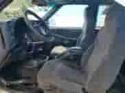 2001 Chevrolet S-10 LS с VIN 1GCCS19W618208035, выставлен на аукционе Copart как лот 69109964 с пробегом 274 449 миль миль и Списание • Salvage title. История ставок и продаж доступна на DreamBid. Изображение 7.