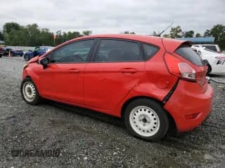 ✅ 2015 Ford Fiesta SE • VIN: 3FADP4EE1FM179377 • Lot: 84582475. Wystawiony na Copart z przebiegiem 129 313 mil. Bezpłatny archiwum sprzedaży aukcyjnych z USA i szczegółowy raport historii pojazdu na DreamBid. Zdjęcie 2.