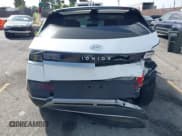 ✅ 2024 Hyundai Ioniq 5 SEL • VIN: KM8KN4DE5RU335215 • Лот: 43447391. Опубликован ранее на IAAI с пробегом 10 915 миль. Бесплатный доступ к архиву аукционных продаж из США и подробный отчёт об истории автомобиля на DreamBid. Изображение 16.