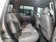 ✅ 2005 Ford Explorer XLT • VIN: 1FMDU73K55UA85828 • Лот: 92712655. Опубликован ранее на Copart с пробегом 158 274 миль. Бесплатный доступ к архиву аукционных продаж из США и подробный отчёт об истории автомобиля на DreamBid. Изображение 11.