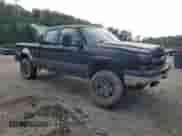 2006 Chevrolet Silverado 1500 LS z VIN 1GCEK19V36Z193687, wystawiony jako Copart lot #66843104 z przebiegiem 202 432 mil mil oraz Czysty tytuł • Clean title. Historia ofert i sprzedaży dostępna na DreamBid. Obrazek 4.