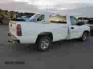 2004 Chevrolet Silverado 1500 LS z VIN 1GCEC14V74Z251317, wystawiony jako Copart lot #79619084 z przebiegiem 227 917 mil mil oraz Szkoda całkowita • Salvage title. Historia ofert i sprzedaży dostępna na DreamBid. Obrazek 3.