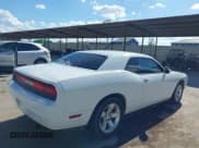 ✅ 2011 Dodge Challenger • VIN: 2B3CJ4DG4BH576375 • Lot: 43348348. Wystawiony na IAAI z przebiegiem 233 424 mil. Bezpłatny archiwum sprzedaży aukcyjnych z USA i szczegółowy raport historii pojazdu na DreamBid. Zdjęcie 4.