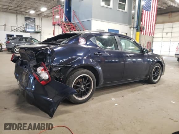 ✅ 2012 Dodge Avenger SXT • VIN: 1C3CDZCB8CN332041 • Лот: 88008555. Опубликован ранее на Copart с пробегом 202 356 миль. Бесплатный доступ к архиву аукционных продаж из США и подробный отчёт об истории автомобиля на DreamBid. Изображение 3.