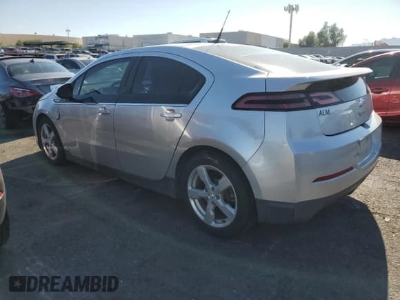 ✅ 2013 Chevrolet Volt • VIN: 1G1RD6E41DU145890 • Lot: 69169994. Wystawiony na Copart z przebiegiem Nie podano. Bezpłatny archiwum sprzedaży aukcyjnych z USA i szczegółowy raport historii pojazdu na DreamBid. Zdjęcie 2.