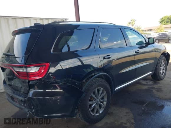 ✅ 2017 Dodge Durango SXT • VIN: 1C4RDJAG6HC737372 • Lot: 43303461. Wystawiony na IAAI z przebiegiem 84 201 mil. Bezpłatny archiwum sprzedaży aukcyjnych z USA i szczegółowy raport historii pojazdu na DreamBid. Zdjęcie 4.