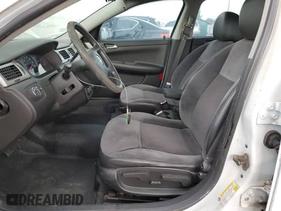 ✅ 2010 Chevrolet Impala Police Police • VIN: 2G1WD5EM0A1189349 • Lot: 81655435. Listed on Copart with 87,002 mi. Free auction sales archive from the USA and detailed vehicle history report at DreamBid. Image 7.