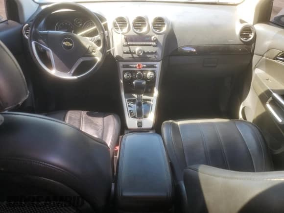 ✅ 2013 Chevrolet Captiva Sport LTZ • VIN: 3GNAL4EK6DS637266 • Lot: 56785485. Wystawiony na Copart z przebiegiem 154 623 mil. Bezpłatny archiwum sprzedaży aukcyjnych z USA i szczegółowy raport historii pojazdu na DreamBid. Zdjęcie 8.