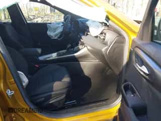 2024 Dodge Hornet GT с VIN ZACNDFAN6R3A32392, выставлен на аукционе IAAI как лот 41768135 с пробегом 3 245 миль миль и . История ставок и продаж доступна на DreamBid. Изображение 5.