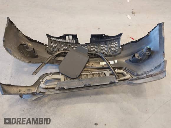 2017 Jeep Grand Cherokee Trailhawk with VIN 1C4RJFLG5HC651781, listed as a IAAI auction lot 43519696 with 120,213 mi miles and . Bid and sale history available at DreamBid. Image 11.