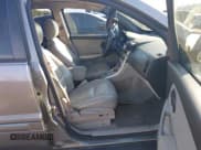 ✅ 2005 Chevrolet Equinox LT • VIN: 2CNDL73F256119499 • Лот: 41451287. Опубликован ранее на IAAI с пробегом 105 234 миль. Бесплатный доступ к архиву аукционных продаж из США и подробный отчёт об истории автомобиля на DreamBid. Изображение 5.