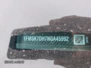 ✅ 2022 Ford Explorer XLT • VIN: 1FMSK7DH7NGA45992 • Lot: 41528896. Wystawiony na IAAI z przebiegiem Nie podano. Bezpłatny archiwum sprzedaży aukcyjnych z USA i szczegółowy raport historii pojazdu na DreamBid. Zdjęcie 9.