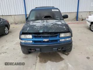 ✅ 2001 Chevrolet Blazer LS • VIN: 1GNCT18W61K158519 • Lot: 50435495. Wystawiony na Copart z przebiegiem Nie podano. Bezpłatny archiwum sprzedaży aukcyjnych z USA i szczegółowy raport historii pojazdu na DreamBid. Zdjęcie 5.