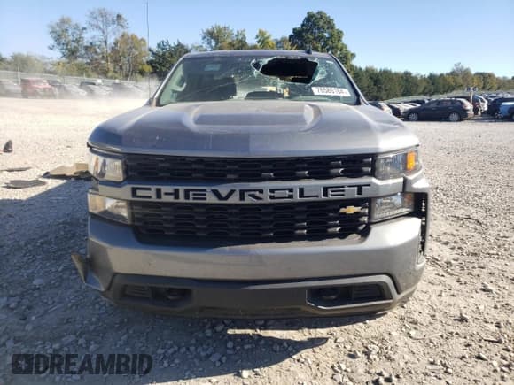 ✅ 2021 Chevrolet Silverado 1500 Custom • VIN: 3GCPYBEK5MG212584 • Lot: 76586164. Wystawiony na Copart z przebiegiem 107 432 mil. Bezpłatny archiwum sprzedaży aukcyjnych z USA i szczegółowy raport historii pojazdu na DreamBid. Zdjęcie 5.