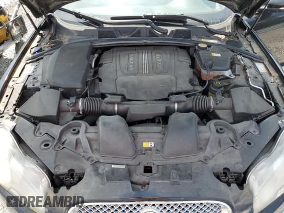 ✅ 2011 Jaguar XF • VIN: SAJWA0FB9BLS18747 • Lot: 83838085. Wystawiony na Copart z przebiegiem Nie podano. Bezpłatny archiwum sprzedaży aukcyjnych z USA i szczegółowy raport historii pojazdu na DreamBid. Zdjęcie 11.