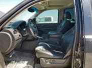 ✅ 2011 GMC Yukon XL Denali • VIN: 1GKS1MEFXBR299963 • Lot: 67390285. Listed on Copart with 295,610 mi. Free auction sales archive from the USA and detailed vehicle history report at DreamBid. Image 7.