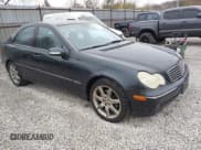 ✅ 2004 Mercedes-Benz C 230 Kompressor • VIN: WDBRF40J04A547418 • Lot: 43712902. Wystawiony na IAAI z przebiegiem 148 038 mil. Bezpłatny archiwum sprzedaży aukcyjnych z USA i szczegółowy raport historii pojazdu na DreamBid. Zdjęcie 1.