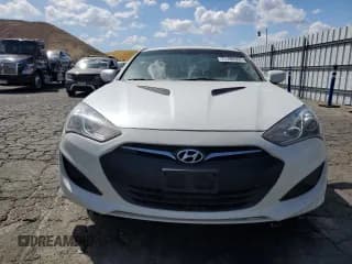 ✅ 2013 Hyundai Genesis Coupe R-Spec • VIN: KMHHT6KD9DU094676 • Lot: 71780304. Wystawiony na Copart z przebiegiem Nie podano. Bezpłatny archiwum sprzedaży aukcyjnych z USA i szczegółowy raport historii pojazdu na DreamBid. Zdjęcie 5.