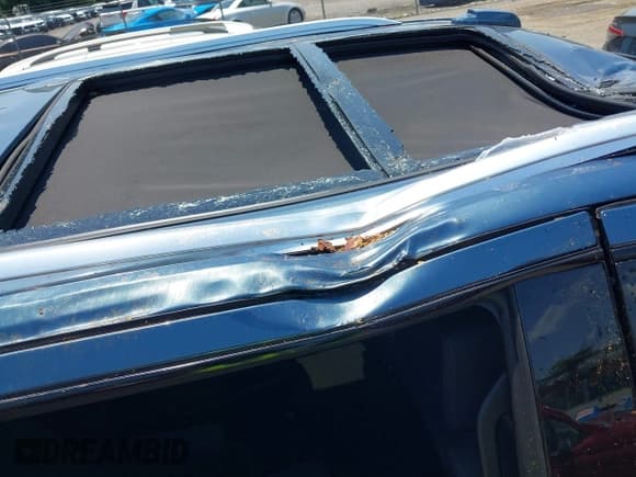 ✅ 2025 Chevrolet Tahoe LT • VIN: 1GNS6NRDXSR161990 • Lot: 42657800. Listed on IAAI with 8,336 mi. Free auction sales archive from the USA and detailed vehicle history report at DreamBid. Image 17.