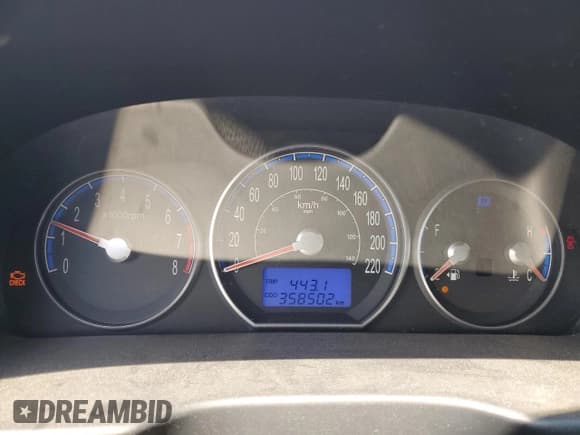 ✅ 2008 Hyundai Santa Fe SE • VIN: 5NMSH73E58H195865 • Лот: 61965765. Опубликован ранее на Copart с пробегом 358 502 миль. Бесплатный доступ к архиву аукционных продаж из США и подробный отчёт об истории автомобиля на DreamBid. Изображение 9.