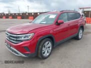 ✅ 2021 Volkswagen Atlas SE • VIN: 1V2HR2CAXMC574861 • Lot: 42139105. Listed on IAAI with 61,098 mi. Free auction sales archive from the USA and detailed vehicle history report at DreamBid. Image 2.