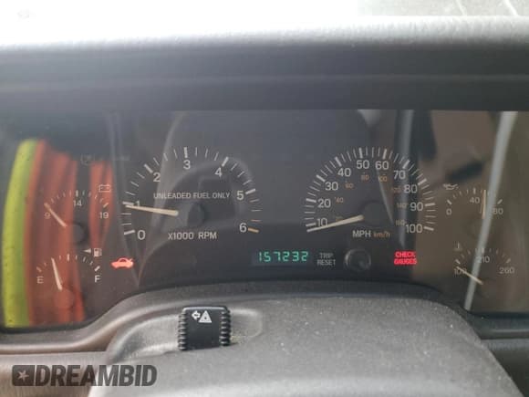 ✅ 1999 Jeep Cherokee Limited • VIN: 1J4FF78S6XL572040 • Лот: 56914945. Опубликован ранее на Copart с пробегом 157 232 миль. Бесплатный доступ к архиву аукционных продаж из США и подробный отчёт об истории автомобиля на DreamBid. Изображение 9.