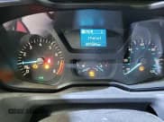 ✅ 2019 Ford Transit Cargo • VIN: 1FTYR2YM4KKA85623 • Lot: 43943597. Wystawiony na IAAI z przebiegiem 97 589 mil. Bezpłatny archiwum sprzedaży aukcyjnych z USA i szczegółowy raport historii pojazdu na DreamBid. Zdjęcie 29.