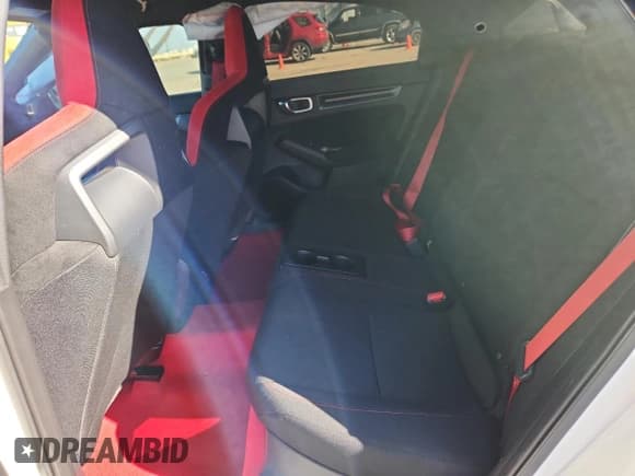 ✅ 2023 Honda Civic Type R • VIN: JHMFL5G41PX003173 • Лот: 85203925. Опубликован ранее на Copart с пробегом 10 496 миль. Бесплатный доступ к архиву аукционных продаж из США и подробный отчёт об истории автомобиля на DreamBid. Изображение 10.