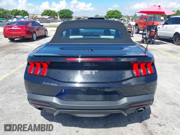 ✅ 2024 Ford Mustang GT Premium • VIN: 1FAGP8FF8R5120171 • Лот: 43015290. Опубликован ранее на IAAI с пробегом 35 051 миль. Бесплатный доступ к архиву аукционных продаж из США и подробный отчёт об истории автомобиля на DreamBid. Изображение 16.