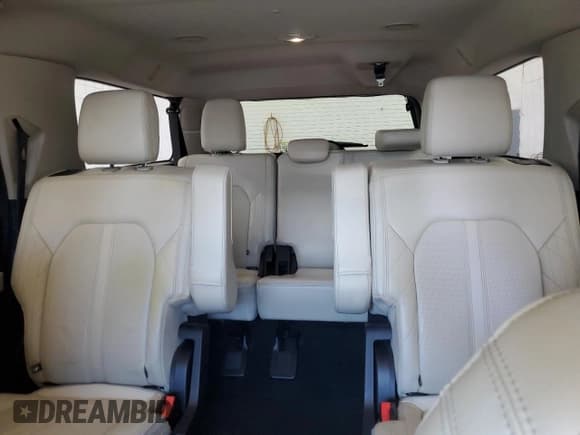 ✅ 2020 Ford Expedition Max Platinum • VIN: 1FMJK1MT4LEA05536 • Lot: 85120925. Wystawiony na Copart z przebiegiem 90 062 mil. Bezpłatny archiwum sprzedaży aukcyjnych z USA i szczegółowy raport historii pojazdu na DreamBid. Zdjęcie 10.