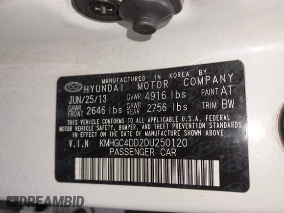 ✅ 2013 Hyundai Genesis 3.8L • VIN: KMHGC4DD2DU250120 • Lot: 43340512. Wystawiony na IAAI z przebiegiem 199 282 mil. Bezpłatny archiwum sprzedaży aukcyjnych z USA i szczegółowy raport historii pojazdu na DreamBid. Zdjęcie 9.