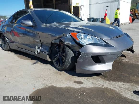 2012 Hyundai Genesis Coupe R-Spec with VIN KMHHU6KH6CU075744, listed as a IAAI auction lot 43421102 with 84,814 mi miles and . Bid and sale history available at DreamBid. Image 6.