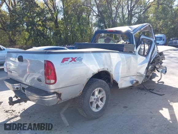 ✅ 2003 Ford F-150 XL • VIN: 1FTRX18L43NB49607 • Lot: 43427519. Wystawiony na IAAI z przebiegiem Nie podano. Bezpłatny archiwum sprzedaży aukcyjnych z USA i szczegółowy raport historii pojazdu na DreamBid. Zdjęcie 4.