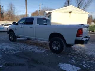 2010 Dodge 3500 SLT z VIN 3D73Y3CL5AG113944, wystawiony jako Copart lot #85688874 z przebiegiem 282 435 mil mil oraz Czysty tytuł • Clean title. Historia ofert i sprzedaży dostępna na DreamBid. Obrazek 2.