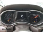 ✅ 2015 Jeep Grand Cherokee Overland • VIN: 1C4RJFCG0FC848046 • Lot: 49514795. Wystawiony na Copart z przebiegiem 212 688 mil. Bezpłatny archiwum sprzedaży aukcyjnych z USA i szczegółowy raport historii pojazdu na DreamBid. Zdjęcie 9.