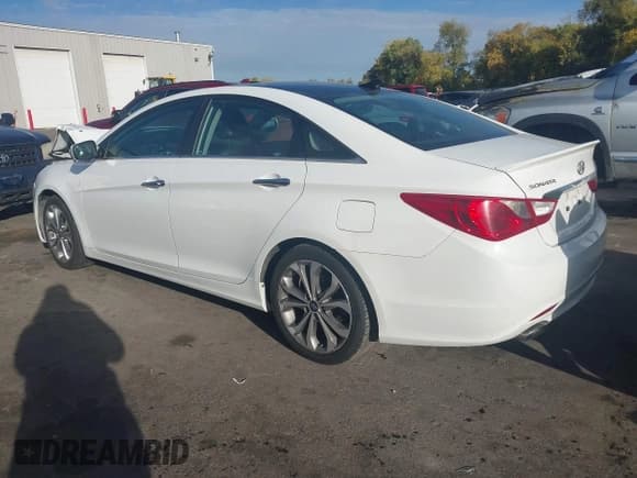 ✅ 2013 Hyundai Sonata SE • VIN: 5NPEC4AB4DH639043 • Лот: 43503646. Опубликован ранее на IAAI с пробегом 63 754 миль. Бесплатный доступ к архиву аукционных продаж из США и подробный отчёт об истории автомобиля на DreamBid. Изображение 3.