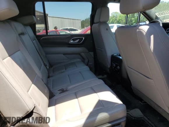 ✅ 2021 Chevrolet Suburban LT • VIN: 1GNSCCKD2MR265366 • Лот: 55333565. Опубликован ранее на Copart с пробегом 106 345 миль. Бесплатный доступ к архиву аукционных продаж из США и подробный отчёт об истории автомобиля на DreamBid. Изображение 10.