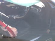 ✅ 2019 Mercedes-Benz C 43 AMG • VIN: 55SWF6EB1KU285333 • Lot: 41585655. Wystawiony na IAAI z przebiegiem 61 180 mil. Bezpłatny archiwum sprzedaży aukcyjnych z USA i szczegółowy raport historii pojazdu na DreamBid. Zdjęcie 5.