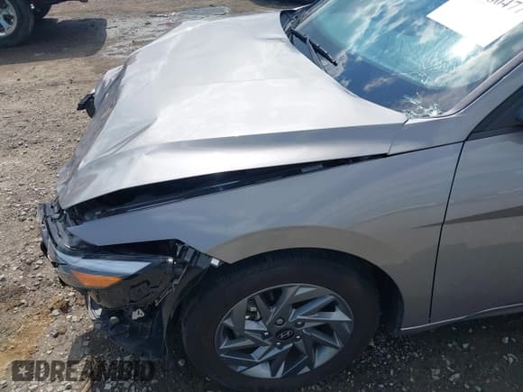 ✅ 2024 Hyundai Elantra SEL • VIN: KMHLM4DG6RU705628 • Лот: 42380477. Опубликован ранее на IAAI с пробегом 16 435 миль. Бесплатный доступ к архиву аукционных продаж из США и подробный отчёт об истории автомобиля на DreamBid. Изображение 20.