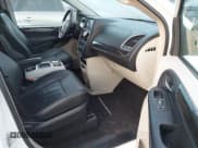 ✅ 2016 Chrysler Town & Country Touring • VIN: 2C4RC1BG9GR286655 • Lot: 43646703. Listed on IAAI with 205,869 mi. Free auction sales archive from the USA and detailed vehicle history report at DreamBid. Image 5.