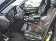 ✅ 2016 BMW X5 M • VIN: 5YMKT6C57G0R77910 • Lot: 81314155. Wystawiony na Copart z przebiegiem 89 635 mil. Bezpłatny archiwum sprzedaży aukcyjnych z USA i szczegółowy raport historii pojazdu na DreamBid. Zdjęcie 7.