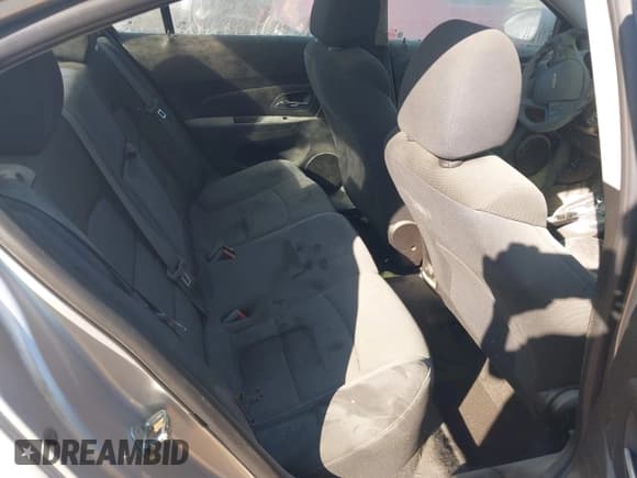 ✅ 2016 Chevrolet Cruze LT • VIN: 1G1PE5SB8G7202011 • Лот: 43729525. Опубликован ранее на IAAI с пробегом Не указан. Бесплатный доступ к архиву аукционных продаж из США и подробный отчёт об истории автомобиля на DreamBid. Изображение 8.