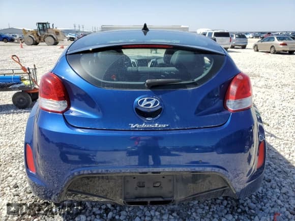 ✅ 2015 Hyundai Veloster RE:FLEX • VIN: KMHTC6AD3FU245705 • Lot: 47684555. Listed on Copart with 109,828 mi. Free auction sales archive from the USA and detailed vehicle history report at DreamBid. Image 6.