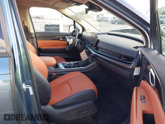 ✅ 2025 Kia Carnival SX Prestige • VIN: KNDNE5KAXS6076433 • Лот: 43354995. Опубликован ранее на IAAI с пробегом 4 270 миль. Бесплатный доступ к архиву аукционных продаж из США и подробный отчёт об истории автомобиля на DreamBid. Изображение 5.